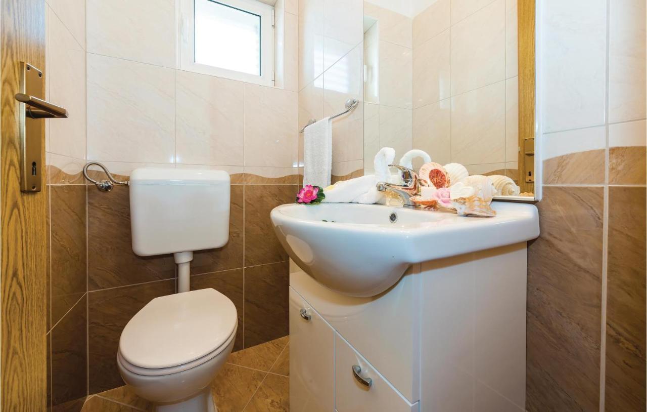 4 Bedroom Cozy Apartment In וודיצה מראה חיצוני תמונה